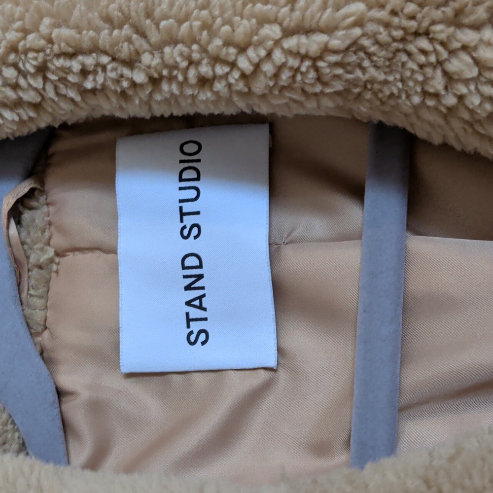 Stand Studio Teddy Coat - Picture 2 of 8